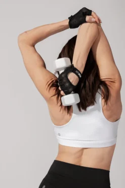 Luxe Mesh Training Gloves - Black Dot -Popflex Store 4.14.PopflexPhotoshoot0228 Edit