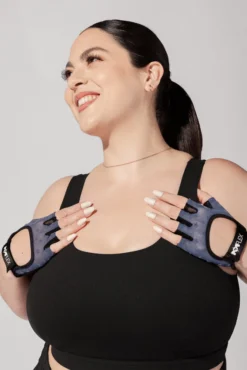 Luxe Mesh Training Gloves - Navy Stars -Popflex Store 4.14.PopflexPhotoshoot0284 Edit