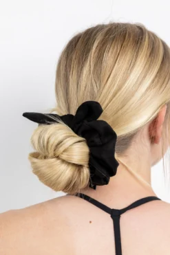 Secret Scrunchie With Bow -Popflex Store 6J3A0724 887771a1 1c61 4c74 9574 c245fd2804f5