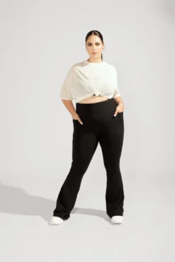 Supersculpt™ Flared Leggings With Pockets - Black -Popflex Store 946 OPF8554 Edit