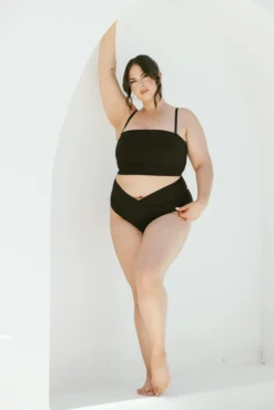 Sandbar Strapless Top - Black Rib -Popflex Store ArleneOutfit4 43609 Edit 7ea29b49 f724 4280 9fee a3dbd83da42e