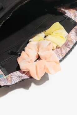 Sloane Tote - Black -Popflex Store BF PF Black ToteBag Scrunchie Pocket 2b550b54 fd85 4595 92f4 47b61318051b