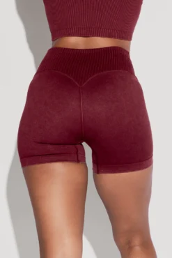 Crisscross Hourglass® Seamless Midi Shorts - Garnet -Popflex Store BeMySweetheartCropTop CCHGShorts Garnet 2553 Edit