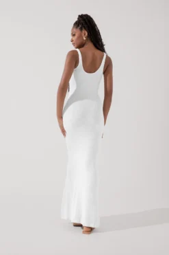 Hourglass Maxi Dress - White -Popflex Store BeachClubMaxiDress White F1015 3171 Edit c63515db e691 45ba b709 af35824e156e