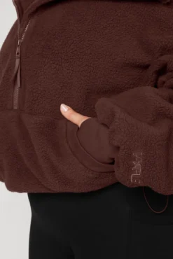 Big Hug Fleece Half Zip Sweater - Chocolate -Popflex Store BigHugFleeceHalfZipSweater Chocolate E1020 02736 Edit