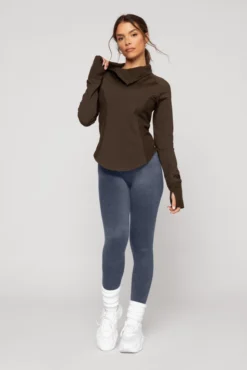 Chasing Pavements Mockneck Pullover - Dark Brown 18 Chasing Pavements Mockneck Pullover - Dark Brown -Popflex Store ChasingPavementsLongSleeveRunningTop Raincloud B1003 01830 Edit