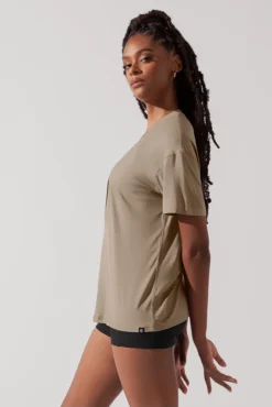 Daring Deep V Tee - Shiitake -Popflex Store DarlingDeepVTee Shitake B1025 0034 Edit 11181f5d 3bda 4b5f a125 9d513e888e33