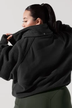 Find Your Inner Fleece Jacket - Charcoal -Popflex Store FindYourInnerFleeceJacket Charcoal 3338 Edit