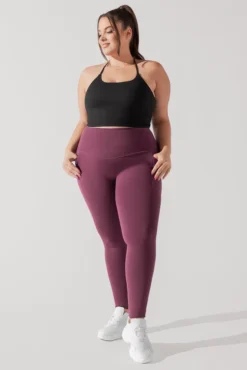 Flexy Crop Top - Black -Popflex Store FlexyCrop Black A1010 0346 Edit