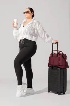 Belladonna Duffle - Plumberry -Popflex Store June7POPFLEXPhotoshootArleneOutfit20930 Edit