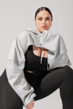 Cloud Shruggie - Heather Grey -Popflex Store June7POPFLEXPhotoshootArleneOutfit21158 Edit