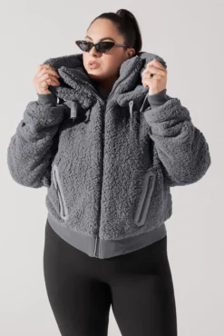 The Kinsley Bomber Jacket In Faux Sherpa - Grey -Popflex Store KinsleyBomberJacket Grey 5020 0026 Edit