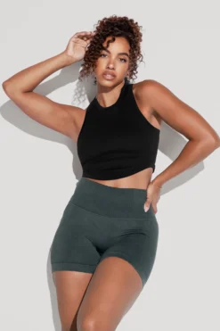 Let's Go Seamless Crop Top - Black 9 Let's Go Seamless Crop Top - Black -Popflex Store Let sGoCropTop Black SSShorts MagicalForest 1521 Edit