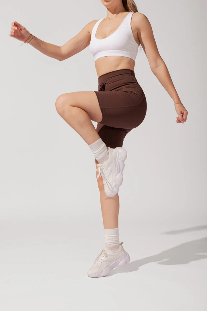 Cargo Biker Short With Pockets (Pet Hair Resistant) - Carob 4 Cargo Biker Short With Pockets (Pet Hair Resistant) - Carob - Image 4