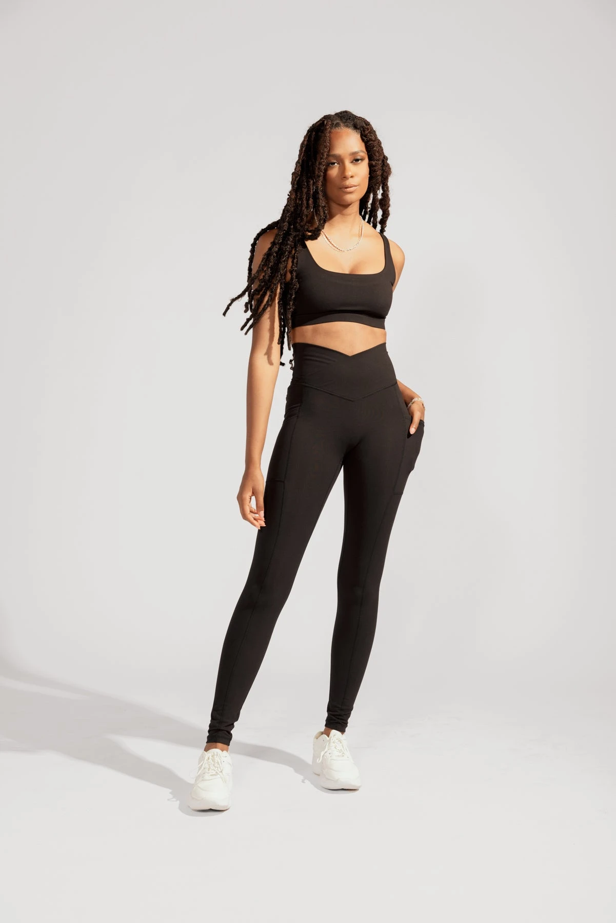 Crisscross Hourglass® Leggings With Pockets - Black 1 Crisscross Hourglass® Leggings With Pockets - Black