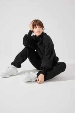 Ooey Gooey Sweatpant - Black -Popflex Store OoeyGooeySweatpants Black C1021 0182 Edit