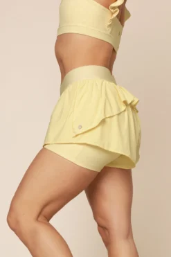 On The Run Ruffle Short - Buttercream