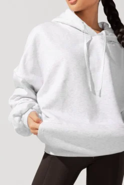 Long Cloud Hoodie - Light Heather Grey -Popflex Store SophiaOutfit10 38919 Edit f99abc73 a652 42b8 a606 7f6c9d1fe8f2