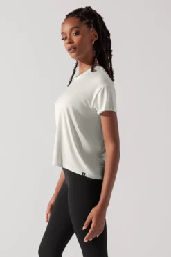 The Perfect Tee - White -Popflex Store ThePerfectTee Cream 2008 0029 Edit