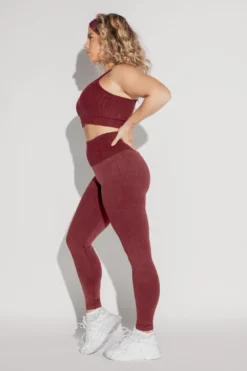 Supersculpt™ Seamless Leggings - Garnet 14 Supersculpt™ Seamless Leggings - Garnet -Popflex Store What stheScoopBra SSLeggings Garnet 0331 Edit