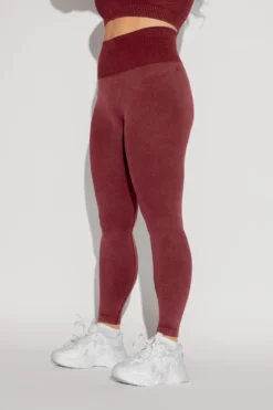 Supersculpt™ Seamless Leggings - Garnet 13 Supersculpt™ Seamless Leggings - Garnet -Popflex Store What stheScoopBra SSLeggings Garnet 0411 Edit