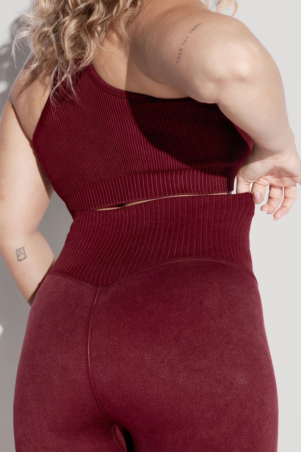 Supersculpt™ Seamless Leggings - Garnet 4 Supersculpt™ Seamless Leggings - Garnet - Image 4