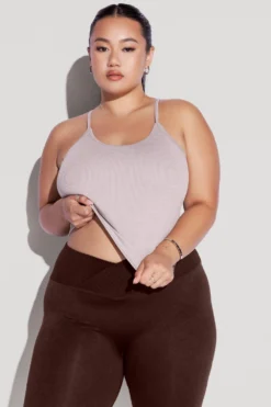 What's The Scoop Seamless Crop Tank - Smoky Lilac -Popflex Store What stheScoopTank SmokyLilac CCHGLeggings FrenchRoast 1729 Edit